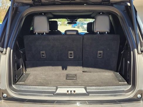 Used 2018 Ford Expedition Limited w/ Equipment Group 301A image 8