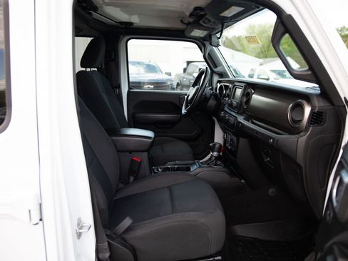 Used 2020 Jeep Wrangler Unlimited Sport S image 23