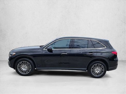Certified 2026 Mercedes-Benz GLC 300 image 9