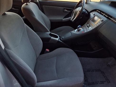 Used 2015 Toyota Prius Three w/ Preferred Accessory Package image 24