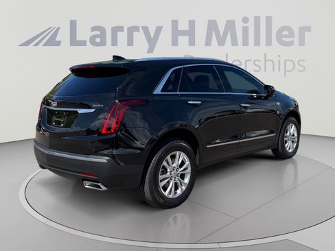 Used 2024 Cadillac XT5 Luxury w/ LPO, Floor Liner Package FWD image 5