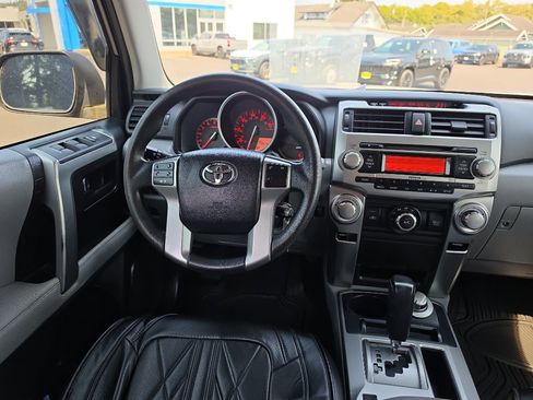 Used 2013 Toyota 4Runner SR5 AWD/4WD image 19