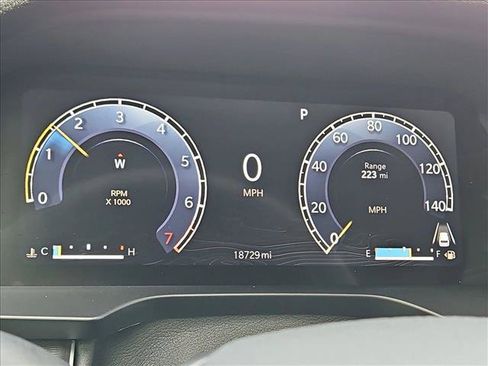 Used 2025 Jeep Grand Cherokee Altitude AWD/4WD image 15