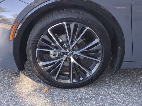 Certified 2026 Toyota Prius XLE image 11