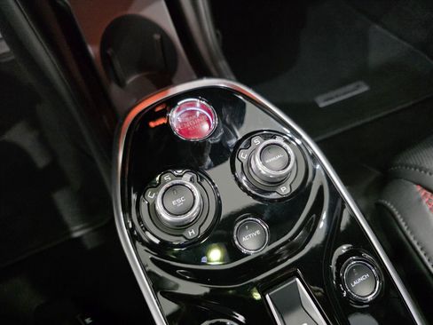 Used 2023 McLaren GT RWD image 15