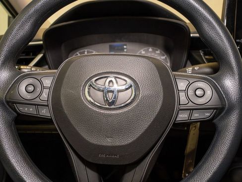 Used 2024 Toyota Corolla LE image 17