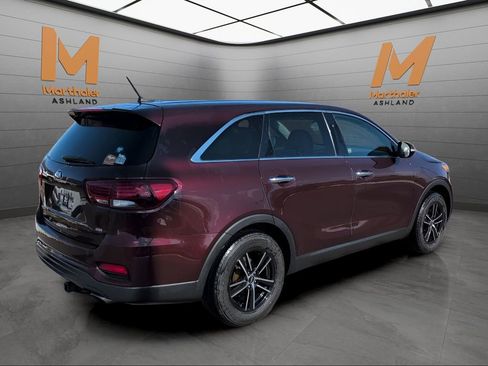 Used 2019 Kia Sorento LX image 5