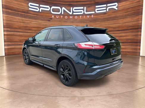 Certified 2024 Ford Edge SE w/ Black Appearance Package AWD/4WD image 4