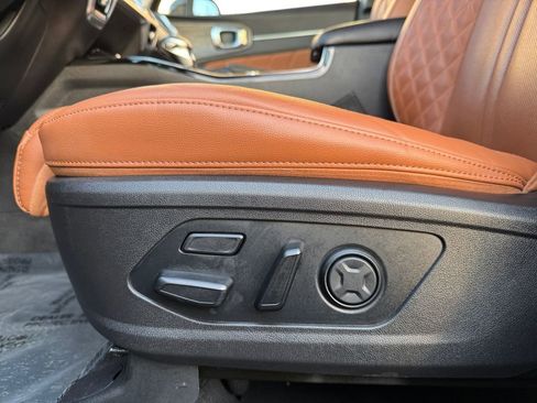 Certified 2022 Kia Sorento SX Prestige w/ Rust Color Package image 10