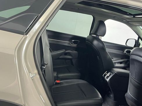 Used 2024 Kia Sorento X-Line EX image 27