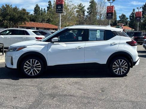 Certified 2023 Nissan Kicks SV image 12