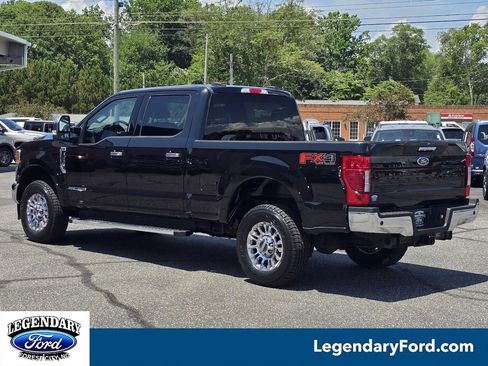 Used 2022 Ford F250 XLT w/ XLT Premium Package AWD/4WD image 2