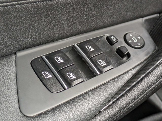 Used 2019 BMW 530i xDrive w/ Convenience Package AWD/4WD image 23