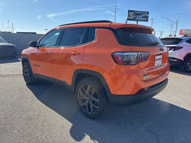 New 2026 Jeep Compass Latitude AWD/4WD image 4
