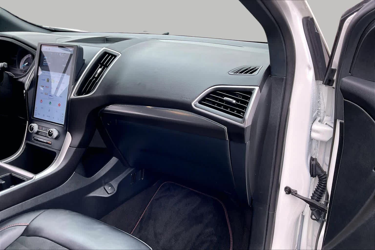 Used 2024 Ford Edge ST-Line AWD/4WD image 17