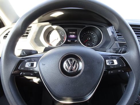 Used 2018 Volkswagen Tiguan S FWD image 18