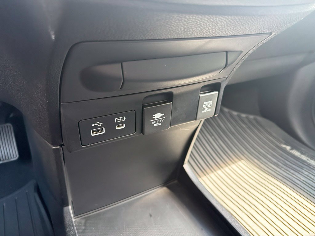 Certified 2025 Honda Odyssey Elite image 36