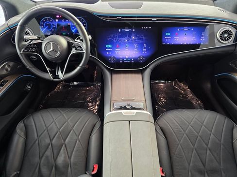 Certified 2023 Mercedes-Benz EQS 580 4MATIC Sedan image 13