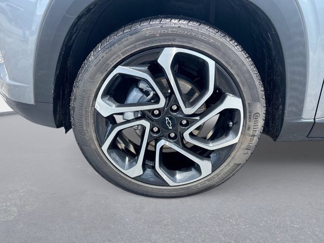 Used 2024 Chevrolet Trax RS w/ Sunroof Package FWD image 10