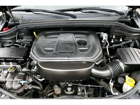 Used 2021 Jeep Grand Cherokee Laredo X image 11