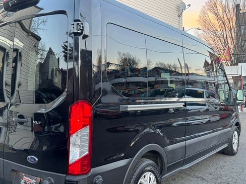 Used 2024 Ford Transit 350 XLT image 34