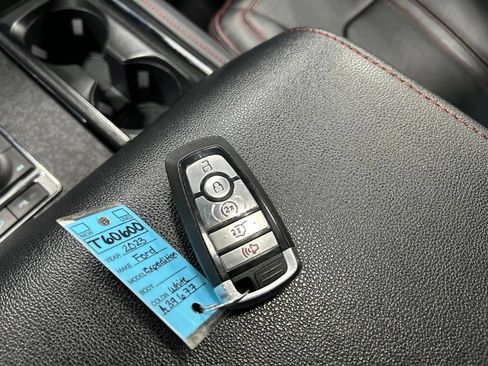 Certified 2023 Ford Expedition Limited AWD/4WD image 28