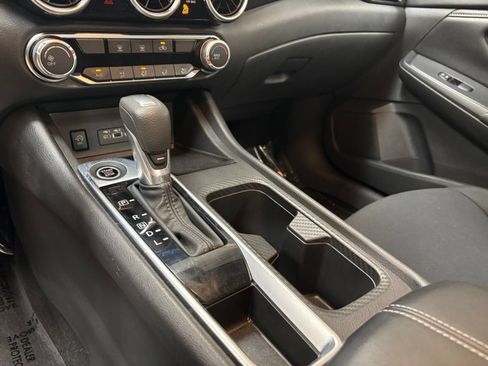 Used 2025 Nissan Sentra SV FWD image 39