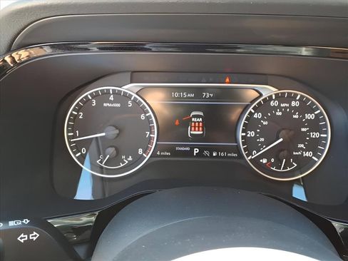 New 2025 Nissan Pathfinder SV image 20