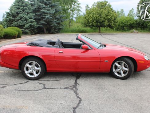 Used 2000 Jaguar XK8 Convertible RWD image 31