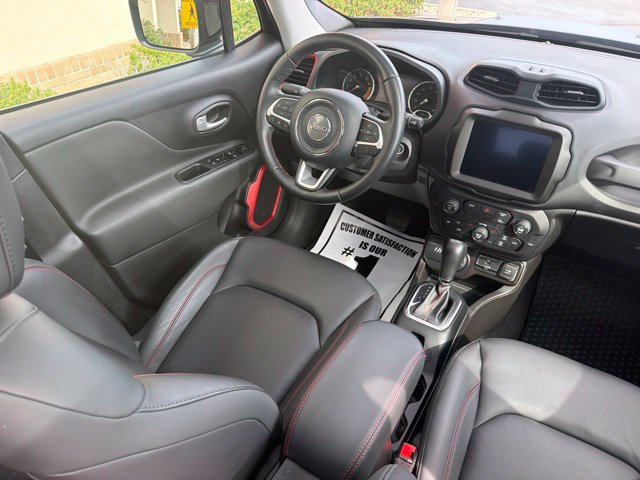 Certified 2023 Jeep Renegade Trailhawk w/ Sun/Sound Group AWD/4WD image 23