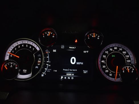 Used 2022 RAM 1500 Warlock AWD/4WD image 16