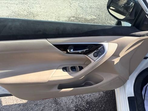 Used 2015 Nissan Altima 2.5 FWD image 23