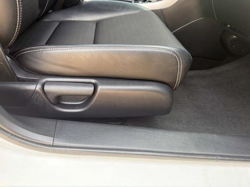 Used 2017 Honda Accord Sport image 11
