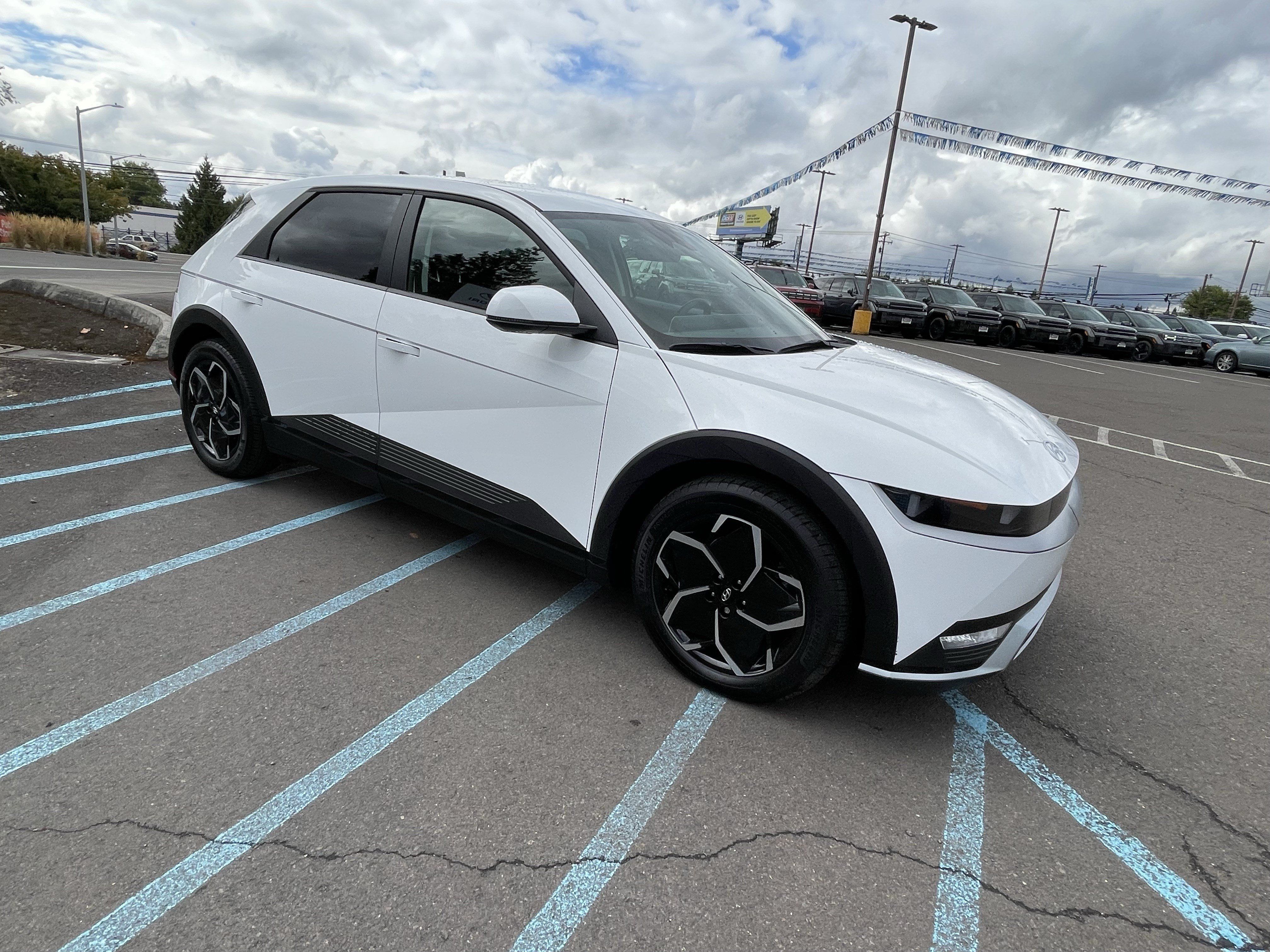 Certified 2024 Hyundai Ioniq 5 SE AWD/4WD image 7