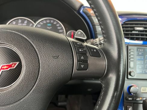 Used 2007 Chevrolet Corvette Coupe w/ Preferred Equipment Group RWD image 8
