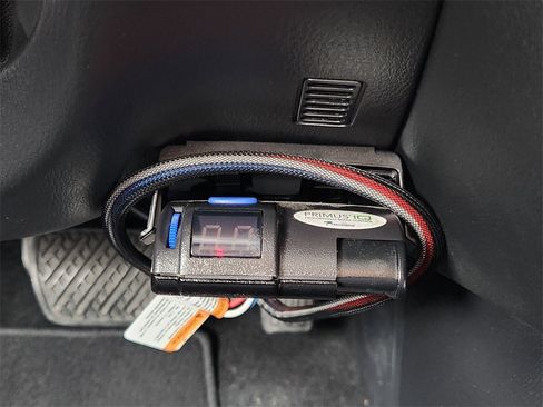 Used 2018 Nissan Pathfinder Platinum image 16