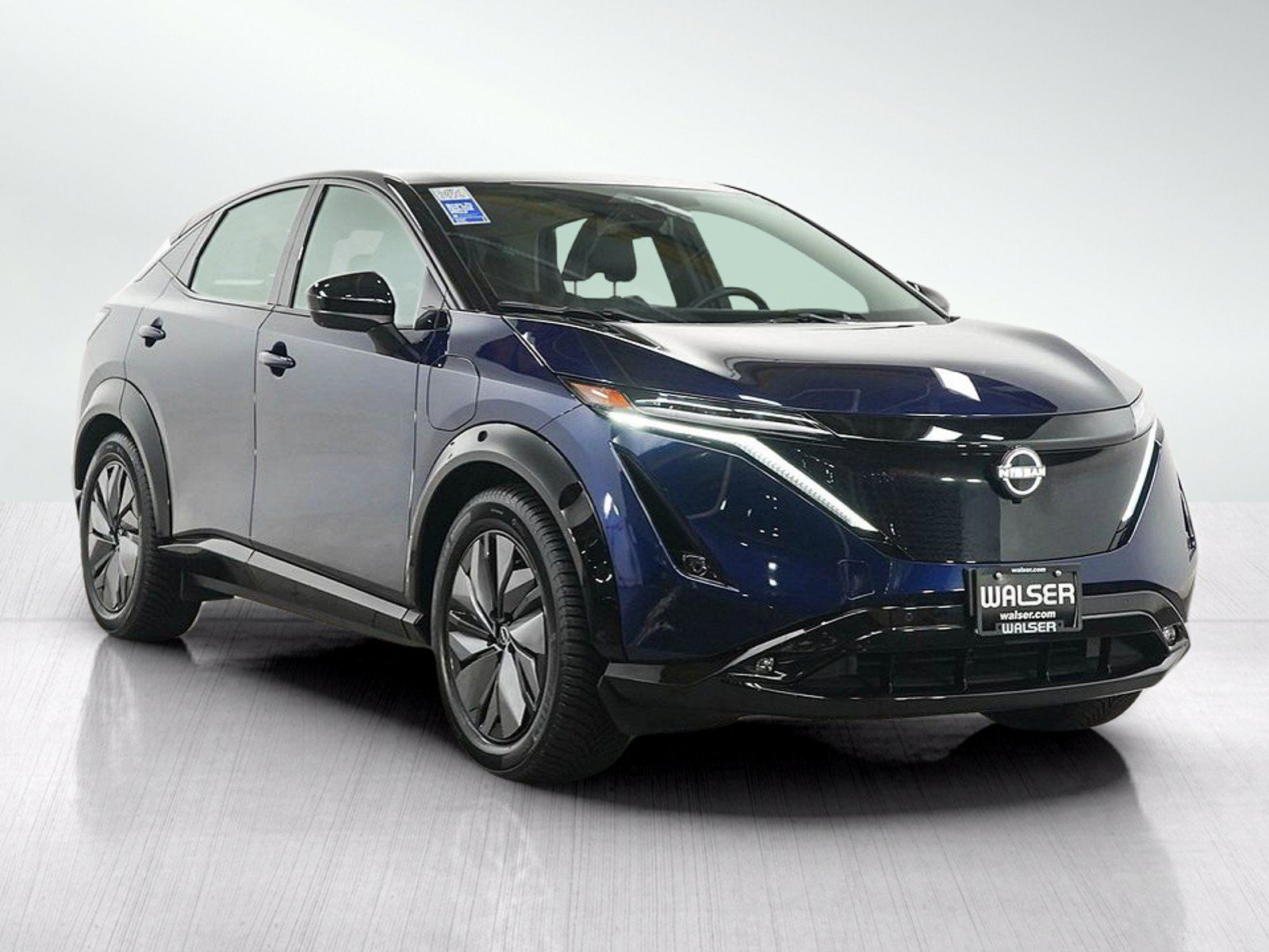 Used 2023 Nissan Ariya AWD image 7