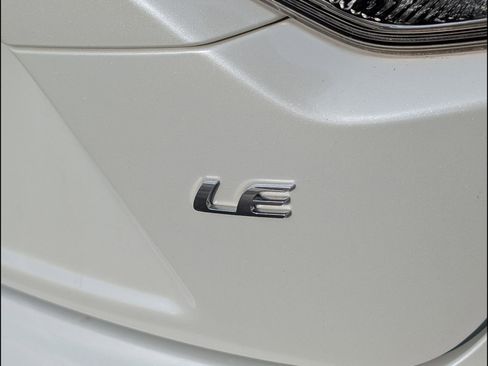 Used 2023 Toyota Corolla LE image 25