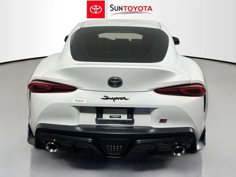 Used 2021 Toyota Supra Premium w/ Driver Assist Package RWD image 5