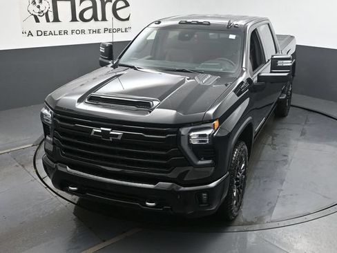 New 2026 Chevrolet Silverado 2500 High Country w/ High Country Premium Package AWD/4WD image 23
