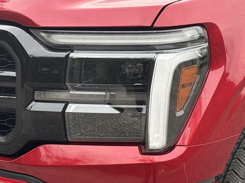 Used 2025 Ford F150 Lariat w/ Equipment Group 502A High image 6