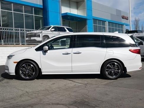 Used 2023 Honda Odyssey Elite image 8