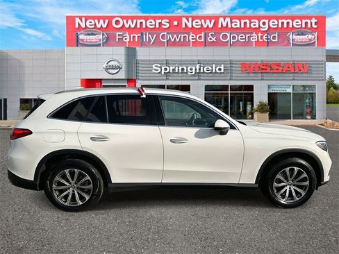 Used 2024 Mercedes-Benz GLC 300 GLC 300 4MATIC image 4