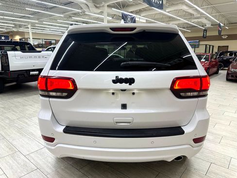 Used 2019 Jeep Grand Cherokee Altitude image 8