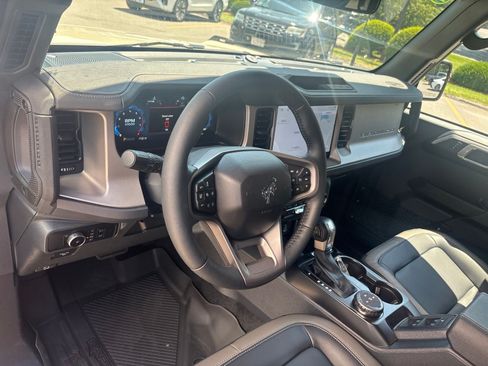 New 2026 Ford Bronco Outer Banks AWD/4WD image 13