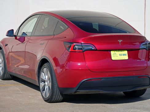 Used 2021 Tesla Model Y Long Range AWD/4WD image 51