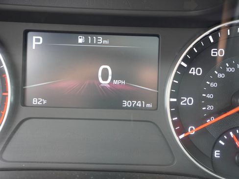 Used 2024 Kia Forte GT-Line w/ GT-Line Premium Package FWD image 7