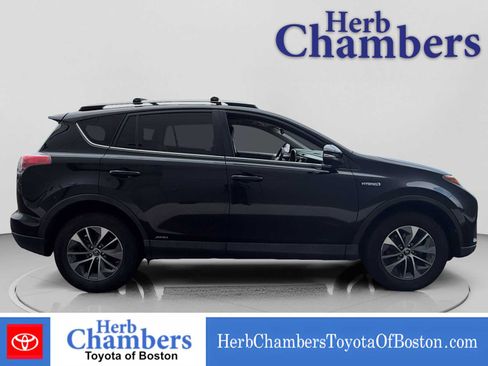 Used 2017 Toyota RAV4 XLE w/ All Weather Liner Package AWD/4WD image 11