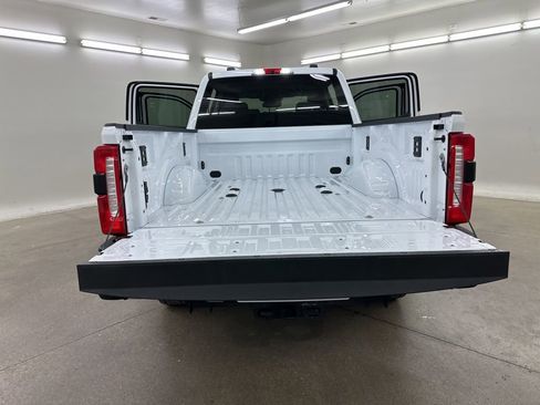 New 2026 Ford F350 Lariat image 24