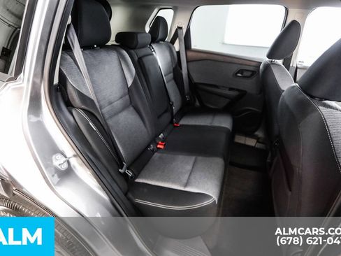 Used 2021 Nissan Rogue S image 21